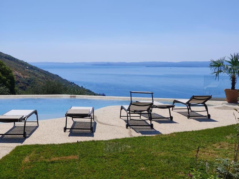 Villa Divina - Apt Divina Con Piscina E Vista Lago Castelletto Di Brenzone Esterno foto