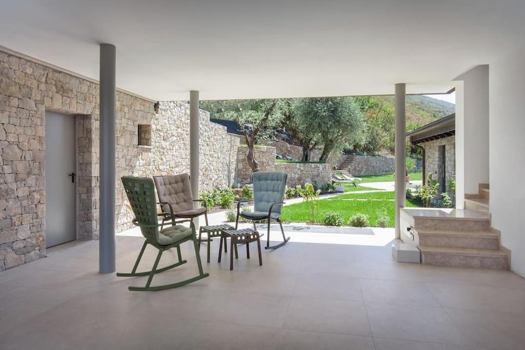 Villa Divina - Apt Divina Con Piscina E Vista Lago Castelletto Di Brenzone Esterno foto